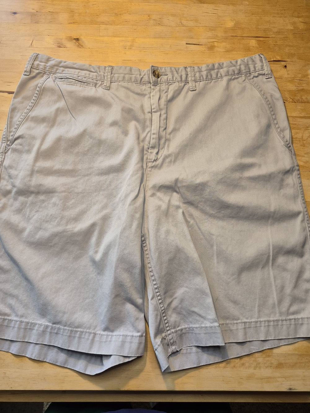 Ralph Lauren Light Gray Flat Front Men’s Shorts